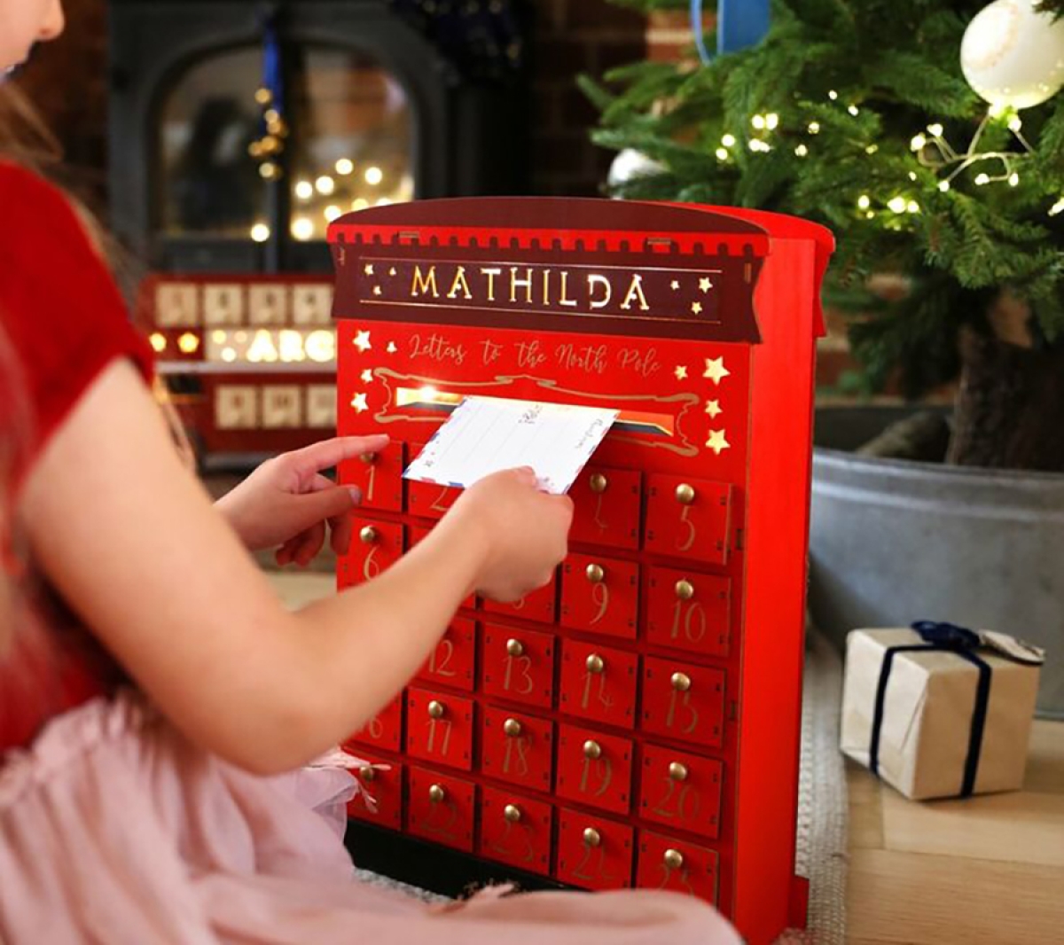 toy-family-custom-advent-calendars-post-box